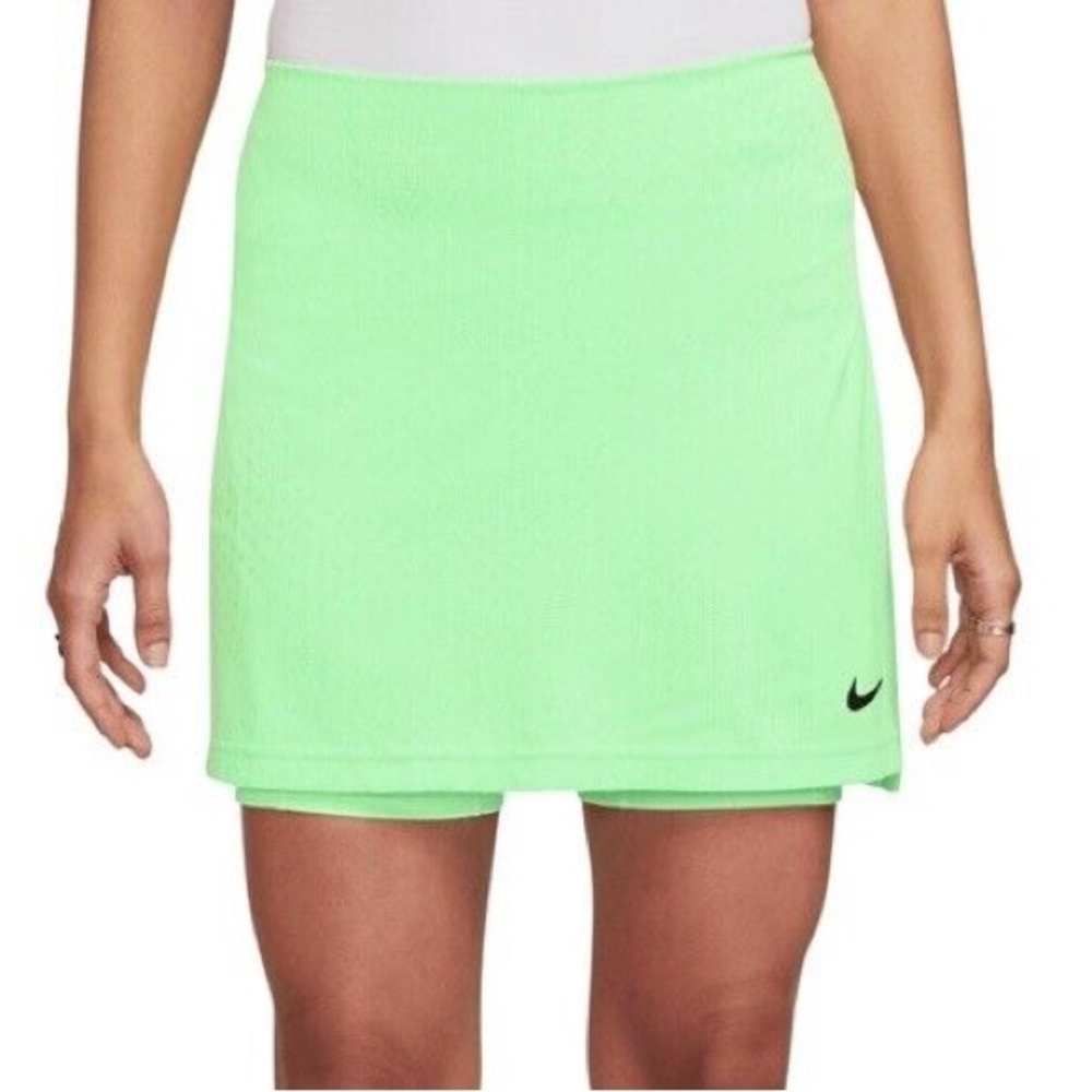 NWT Nike Women’s Dri-FIT Golf Skirt Skort in Neon Green in size XS